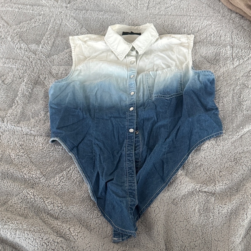 Forever 21 Blue and Cream Ombre Shirt